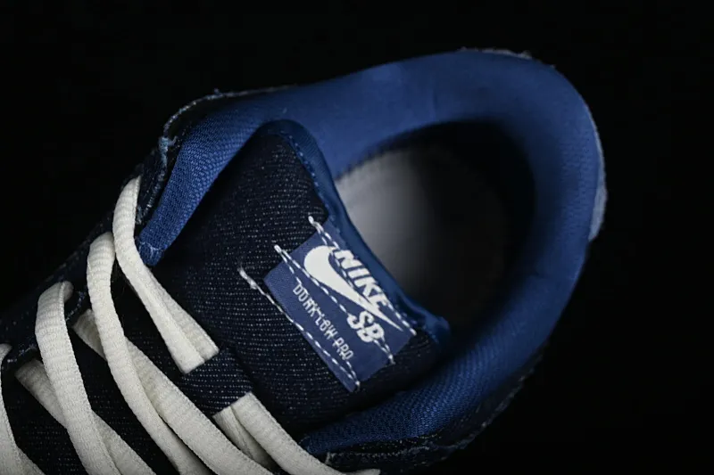 All Categories Nk SB Dunk Series Nk SB Dunk Low Low-top sneakers Nk SB Dunk Low Pro Prm "Denim Gum" Denim denim low-top casual sneakers CV0316-400